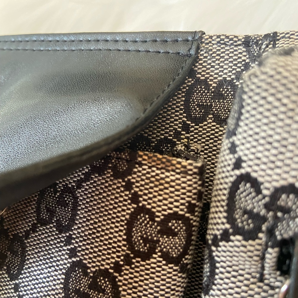 Black and Beige Canvas Satchel Belt Bag - Picture 6 of 9